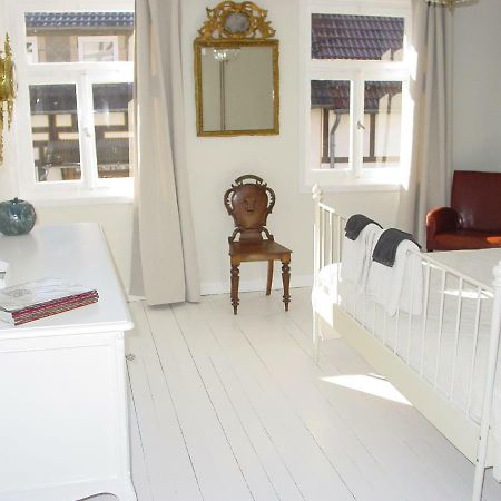 Robert'S Bed & Breakfast Helmarshausen Ngoại thất bức ảnh